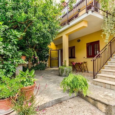 Apartments Redenta Tar-Vabriga Luaran gambar